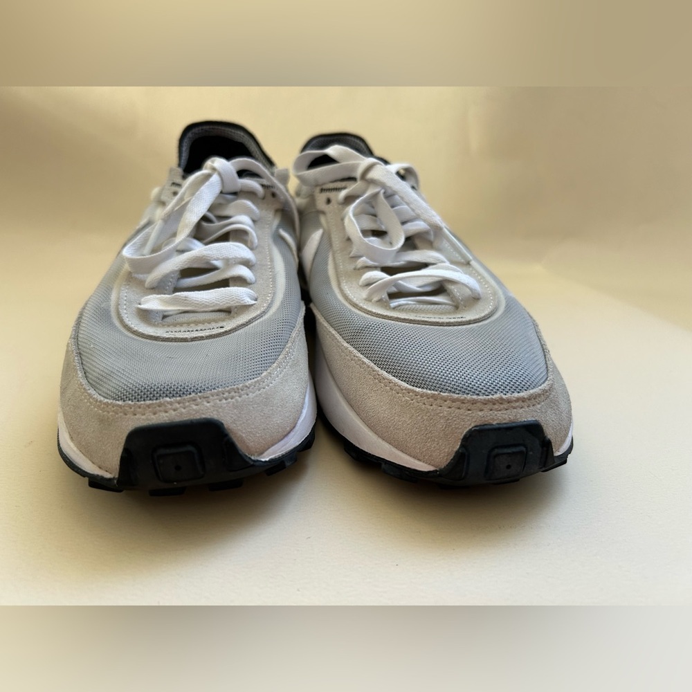 Nike WOMEN White and Gray Lifestyle Sneakers - Picture 6 of 9